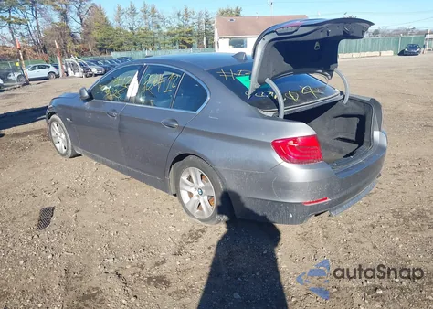 2011 BMW 528I из США, поврежденный, VIN WBAFR1C58BC742013